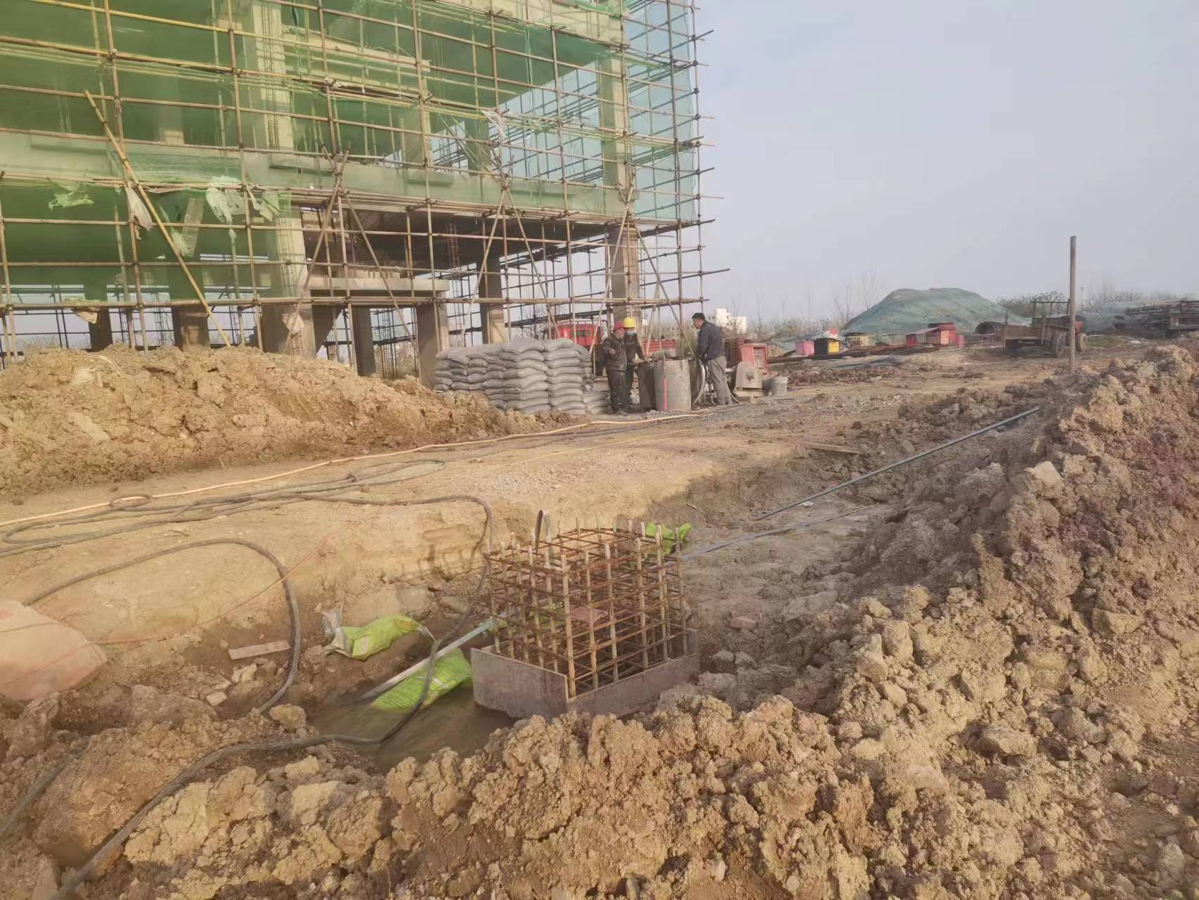 安泽当桥梁出现裂缝的时候应该及时加固修补